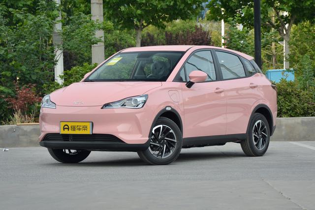 新車｜還是沒躲過去，哪吒汽車全系價(jià)格調(diào)整，最高漲幅5000元