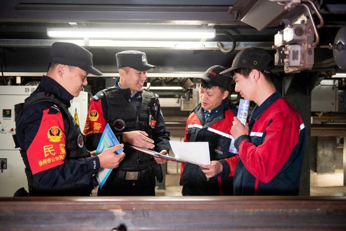 徐州公安公布2024年度成果：用創(chuàng)新和溫度繪就平安答卷