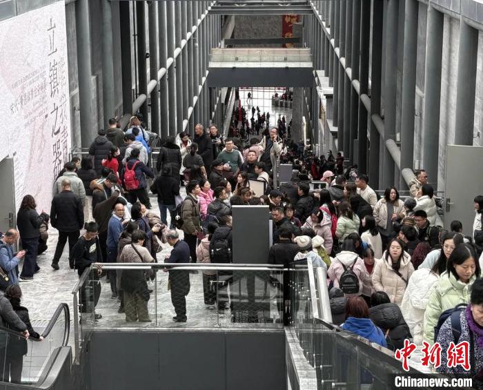 逛博物館看燈會(huì)賞非遺 江西景德鎮(zhèn)春節(jié)文旅“大餐”精彩紛呈