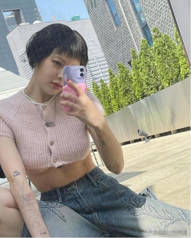 低胸、露內(nèi)褲，這些女明星，為了博眼球把“誘惑”玩明白了
