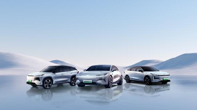 中國(guó)車企銷量排名生變：比亞迪超上汽，奇瑞超東風(fēng)