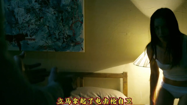 美女模特慘遭變態(tài)綁架，飽經(jīng)凌辱，走上極致復(fù)仇之路#膽小慎入