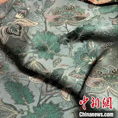 中國黎錦提花面料亮相2025巴黎頂級(jí)面料展