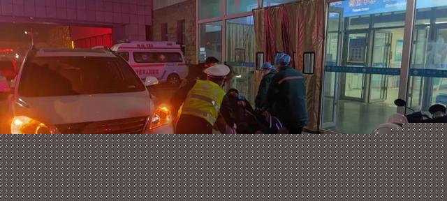 交警救助暖人心，溫情守護(hù)平安路！