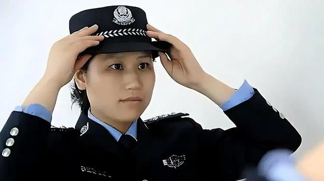 2008年汶川廢墟中，女警揭衣哺育9嬰，歸來連升四級(jí)，如今怎樣了
