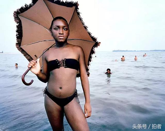 30張照片，帶你走進(jìn)比基尼的夏日