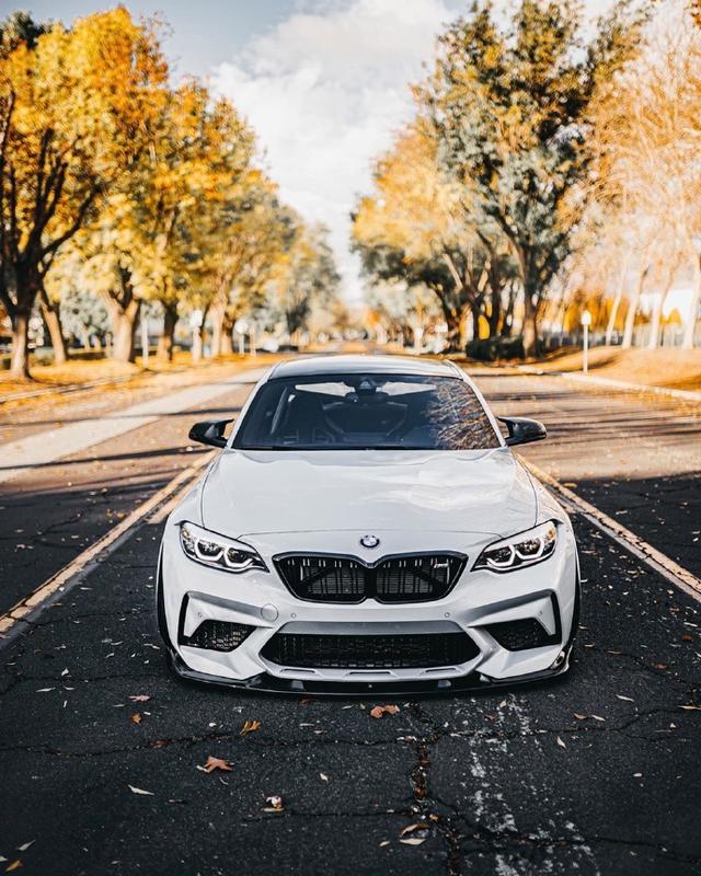 BMW M2 Competition 經(jīng)典的純白色