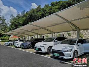 （碳路中國）海南推廣新能源汽車：減碳路徑上的“綠色車輪”