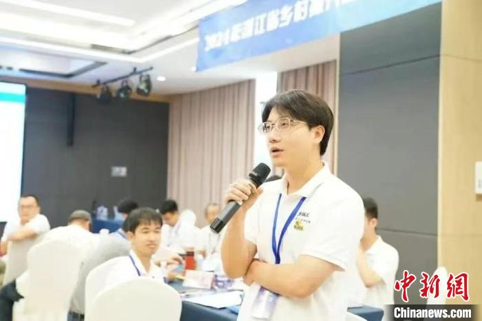 浙南海畔起“新潮”：“新農(nóng)人”跨界“玩?！苯怄i新機(jī)遇