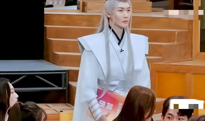 爭(zhēng)議藝人扎堆演技類(lèi)綜藝 “審丑”狂歡何時(shí)休？