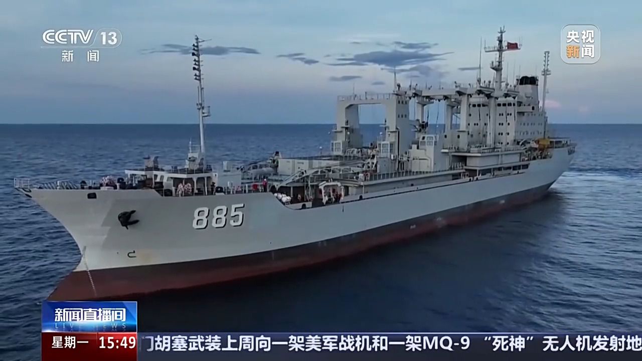 全面檢驗(yàn)艦炮實(shí)彈射擊水平 查干湖艦、青海湖艦展開實(shí)戰(zhàn)化支援訓(xùn)練