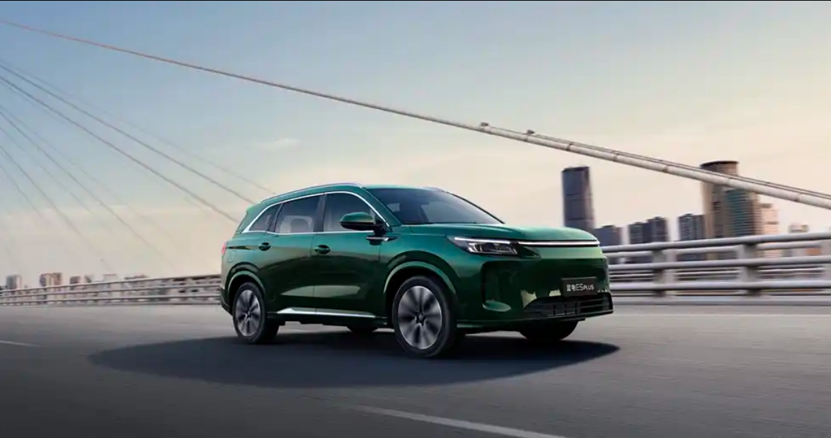 藍(lán)電E5 PLUS 165km長續(xù)航先享版開啟：10萬內(nèi)唯一插混SUV