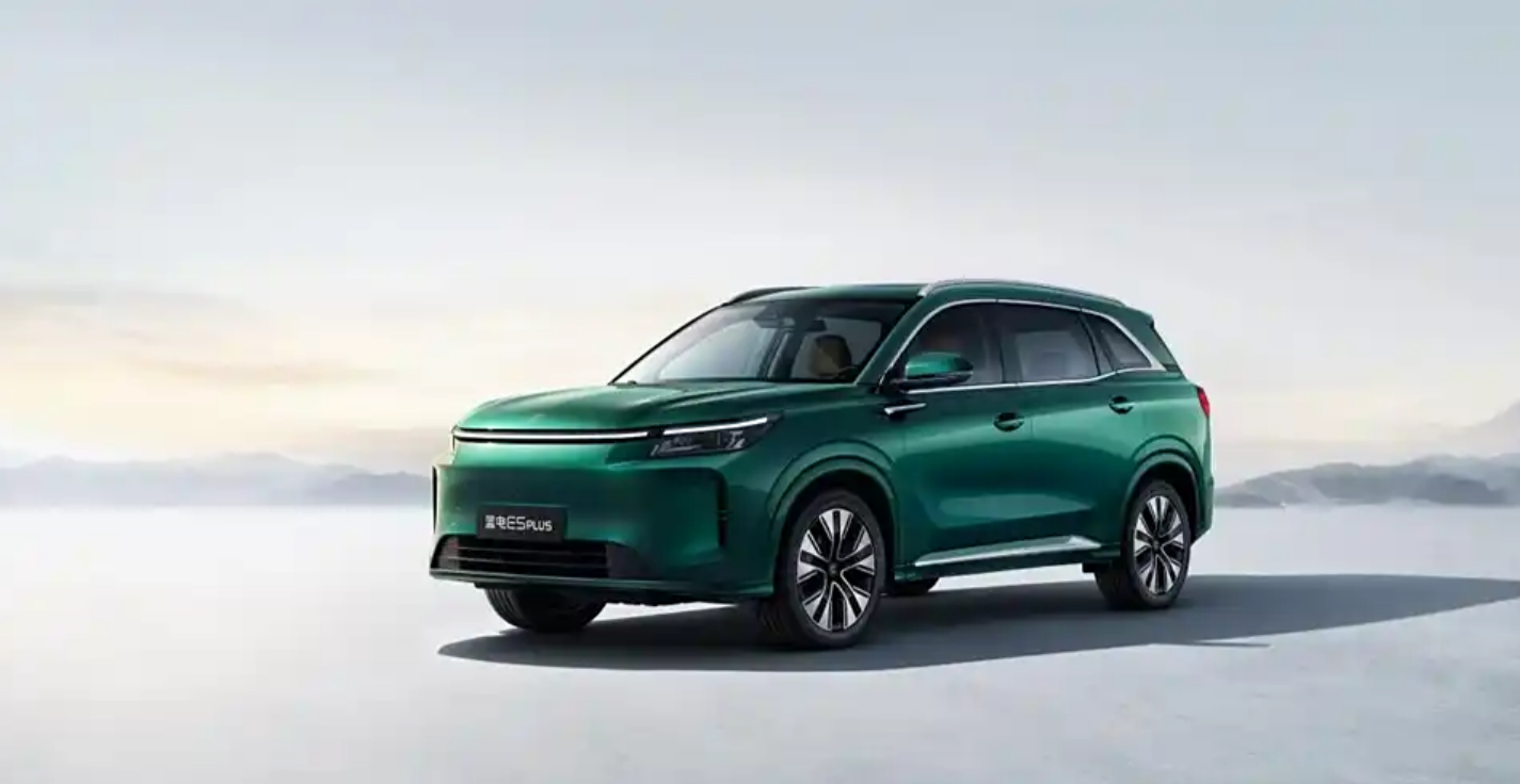 新車扎堆亮相，藍(lán)電E5 PLUS長續(xù)航先享版憑什么脫穎而出？